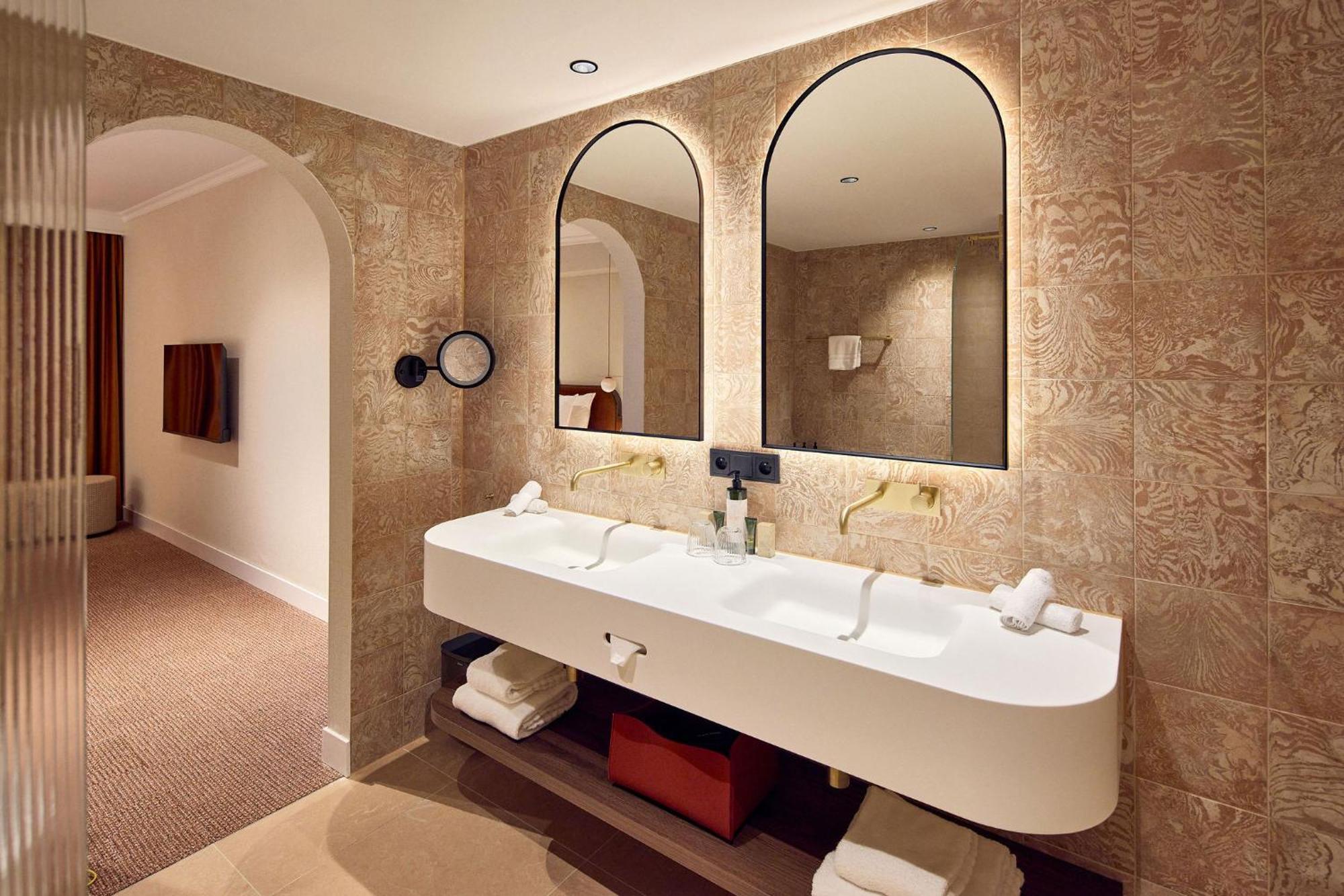 Van Der Valk Hotel Park Lane Antwerpen エクステリア 写真